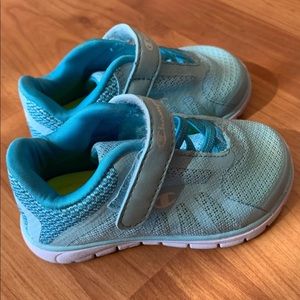 Champion girl shoes